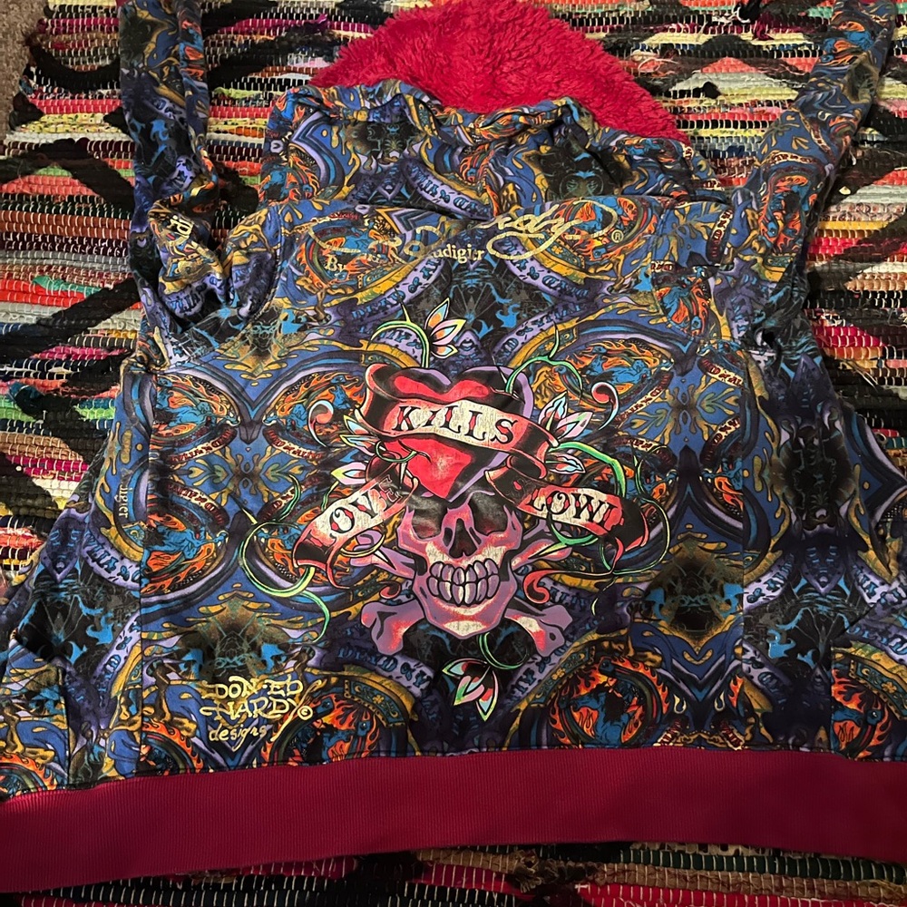 Warm, Harley Davidson jacket, fits slim and silk inside.
